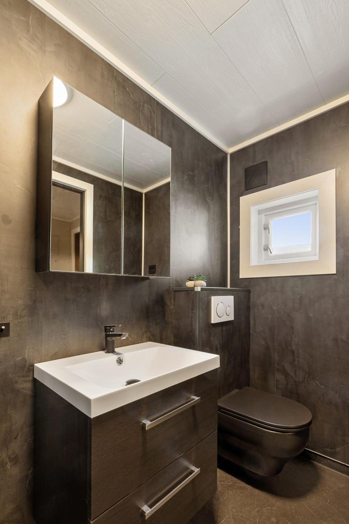Central And Newly Renovated Apartment For Rent Tromsø Dış mekan fotoğraf